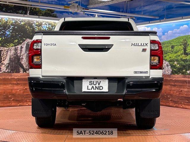 Toyota HILUX 2023-08 8130503-15