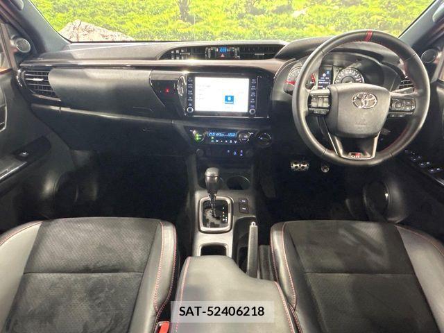 Toyota HILUX 2023-08 8130503-1