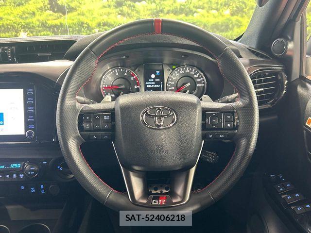 Toyota HILUX 2023-08 8130503-8