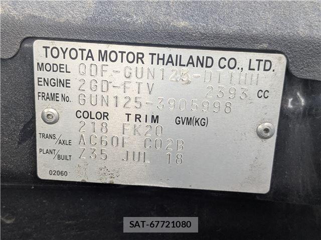 Toyota HILUX 2018-09 8130512-10