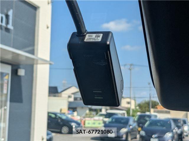 Toyota HILUX 2018-09 8130512-28