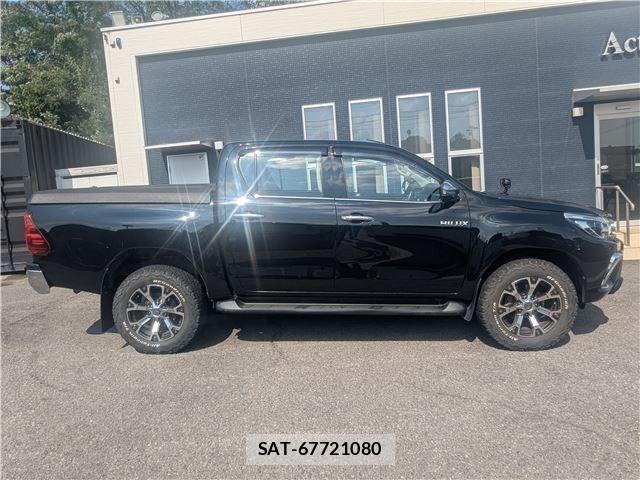 Toyota HILUX 2018-09 8130512-5