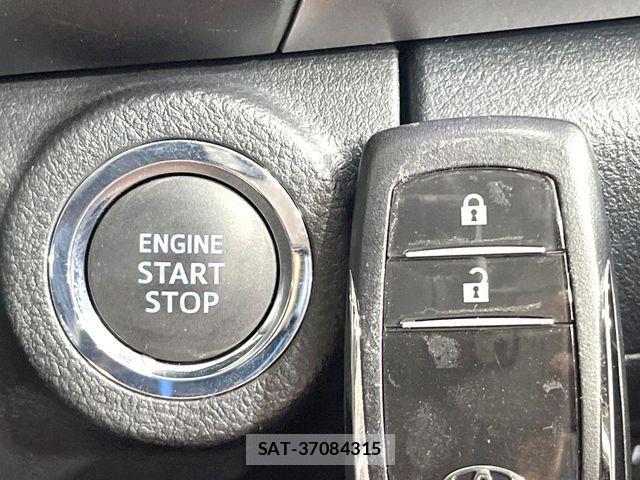 Toyota HILUX 2021-04 8130509-8
