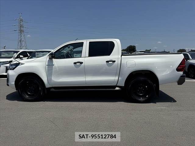 Toyota HILUX 2023-07 8145893-10