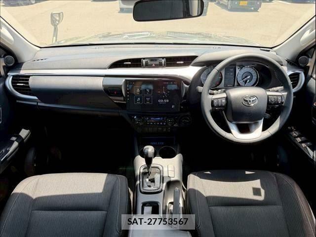 Toyota HILUX 2023-07 8158558-1