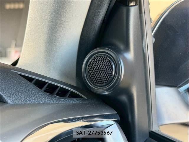 Toyota HILUX 2023-07 8158558-29