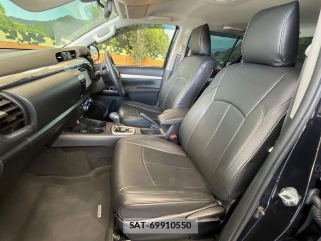 Toyota HILUX 2022-08 8207850-16