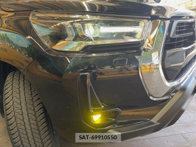 Toyota HILUX 2022-08 8207850-4