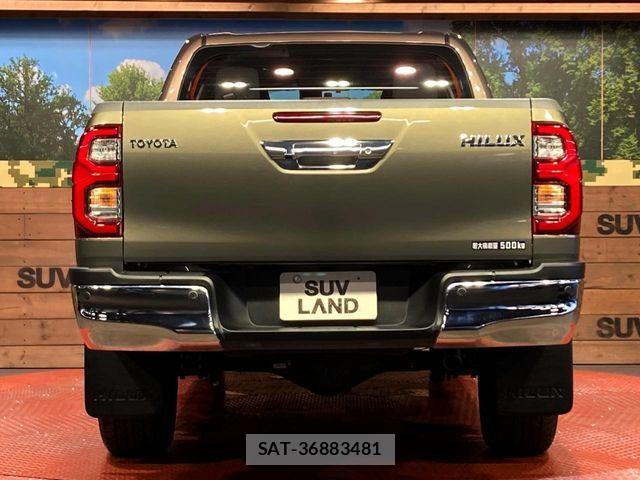 Toyota HILUX 2022-08 8207849-18