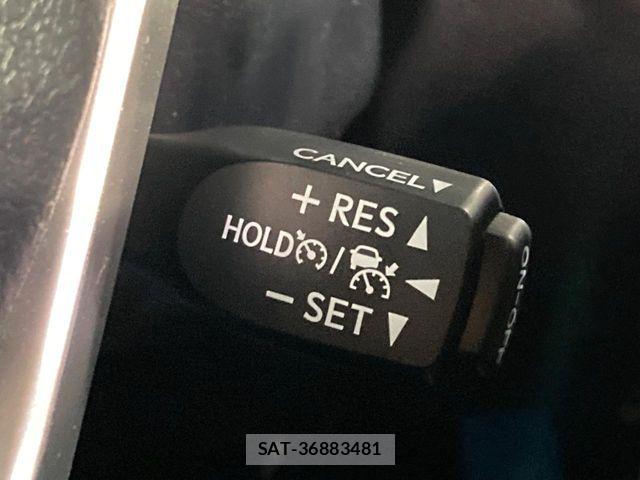 Toyota HILUX 2022-08 8207849-4