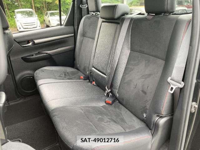 Toyota HILUX 2023-12 8207846-16