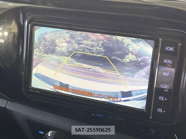 Toyota HILUX 2023-03 8207847-4