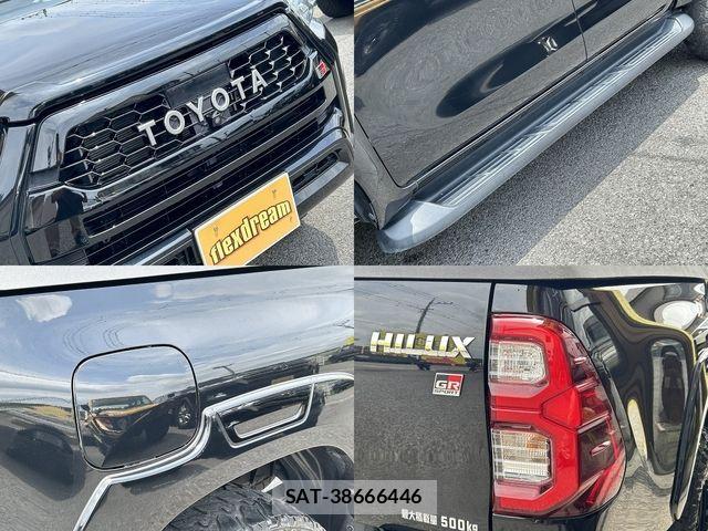 Toyota HILUX 2022-11 8230321-11
