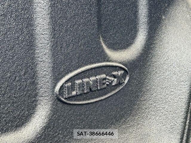 Toyota HILUX 2022-11 8230321-13