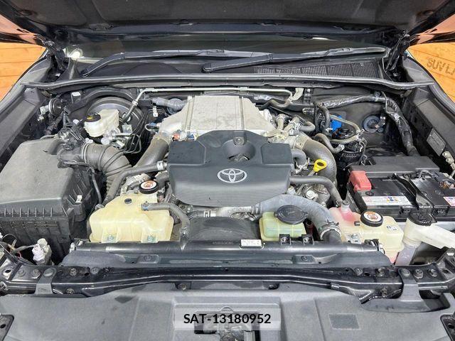Toyota HILUX 2022-08 8230318-17