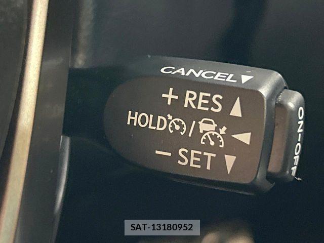 Toyota HILUX 2022-08 8230318-4