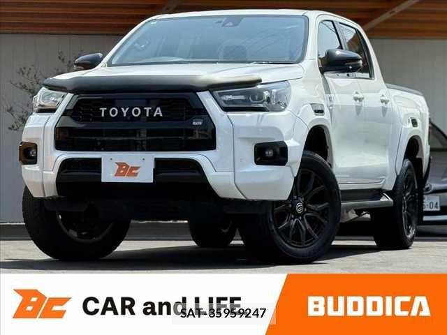 Toyota HILUX 2023-06 8230320-0