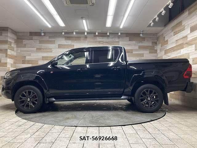 Toyota HILUX 2022-01 8245409-15