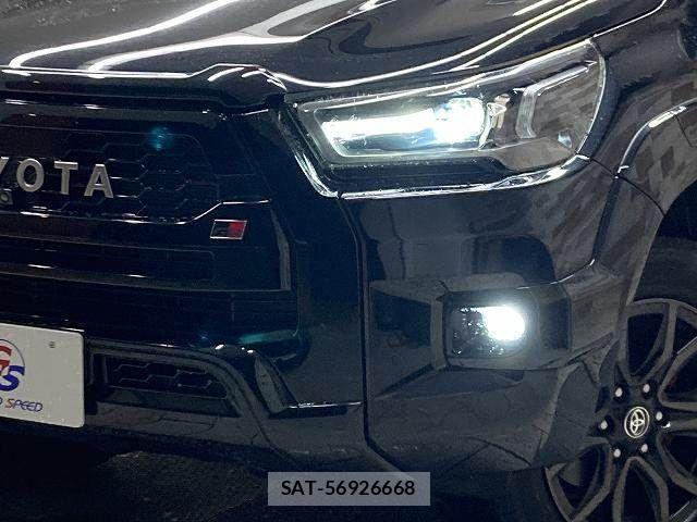 Toyota HILUX 2022-01 8245409-19