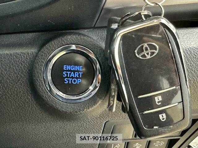 Toyota HILUX 2018-12 8245416-11