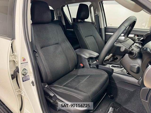Toyota HILUX 2018-12 8245416-4