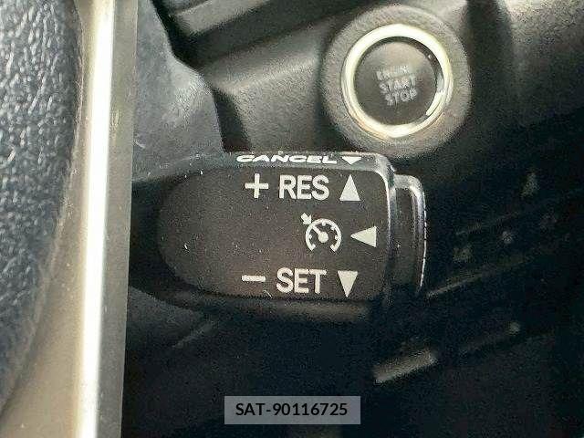 Toyota HILUX 2018-12 8245416-6