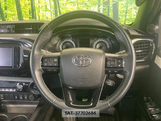 Toyota HILUX 2019-08 8245415-10