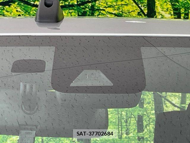 Toyota HILUX 2019-08 8245415-6