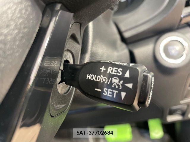 Toyota HILUX 2019-08 8245415-7