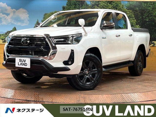 Toyota HILUX 2023-05 8245412-0