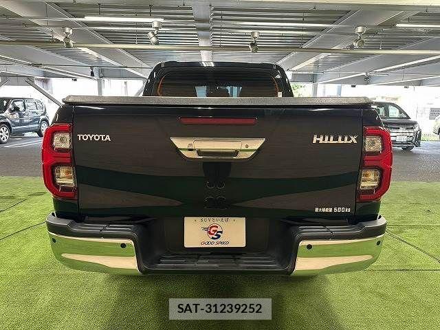 Toyota HILUX 2023-09 8245413-15