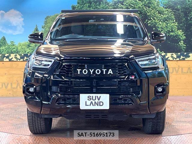 Toyota HILUX 2023-01 8245410-13