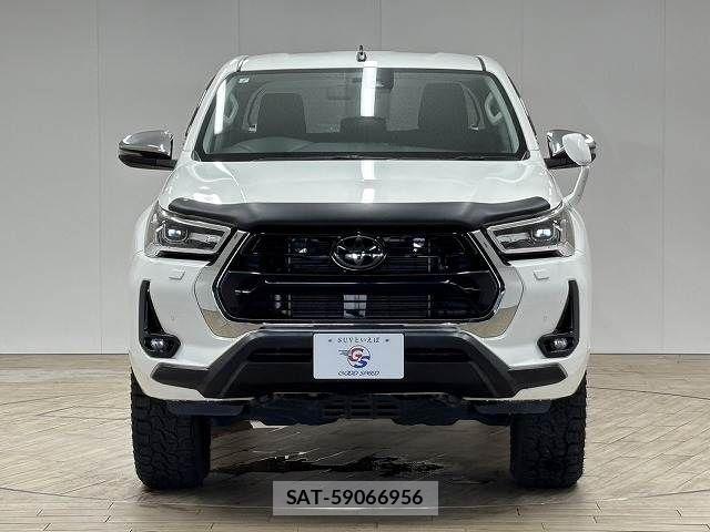 Toyota HILUX 2022-07 8245414-14