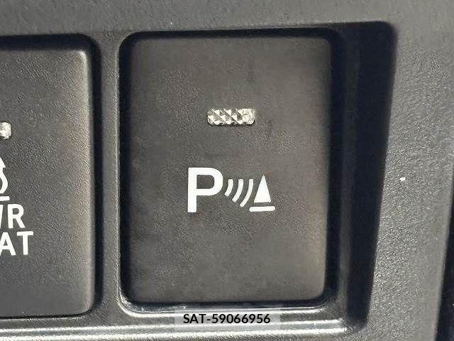 Toyota HILUX 2022-07 8245414-6