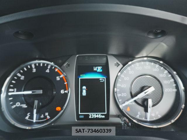 Toyota HILUX 2022-09 8314758-11