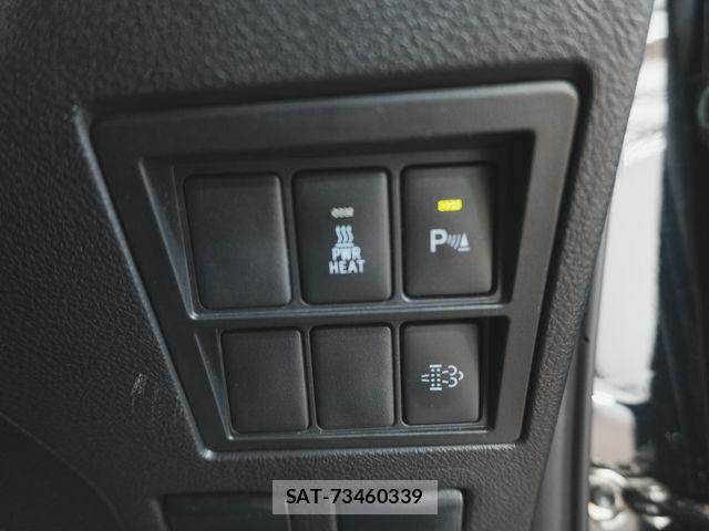 Toyota HILUX 2022-09 8314758-17