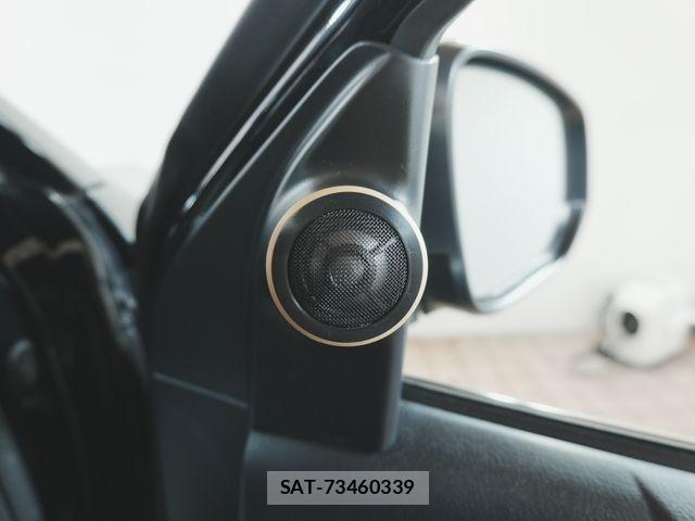 Toyota HILUX 2022-09 8314758-21