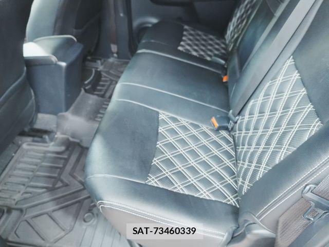 Toyota HILUX 2022-09 8314758-28
