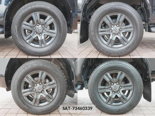 Toyota HILUX 2022-09 8314758-4