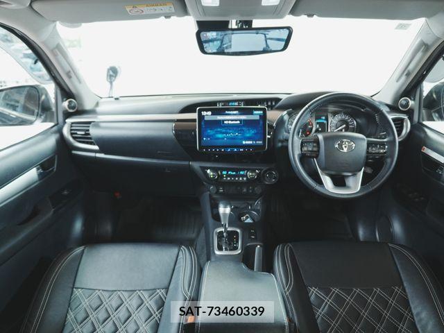 Toyota HILUX 2022-09 8314758-5