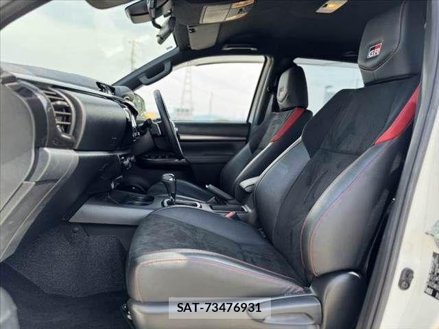 Toyota HILUX 2023-07 8314757-16