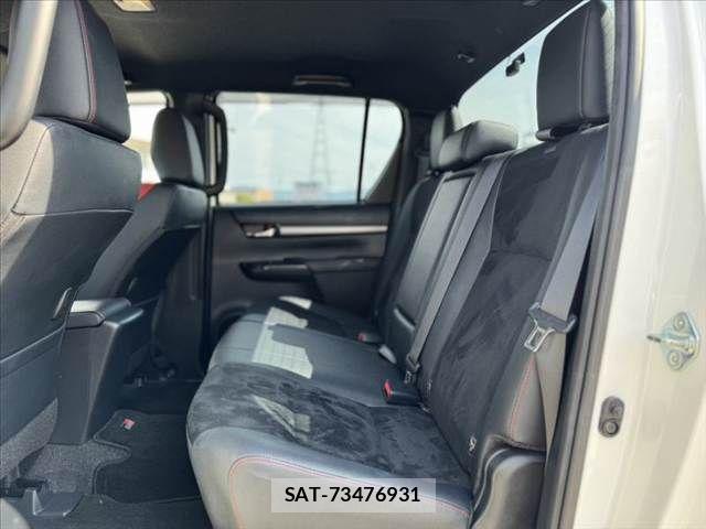 Toyota HILUX 2023-07 8314757-17