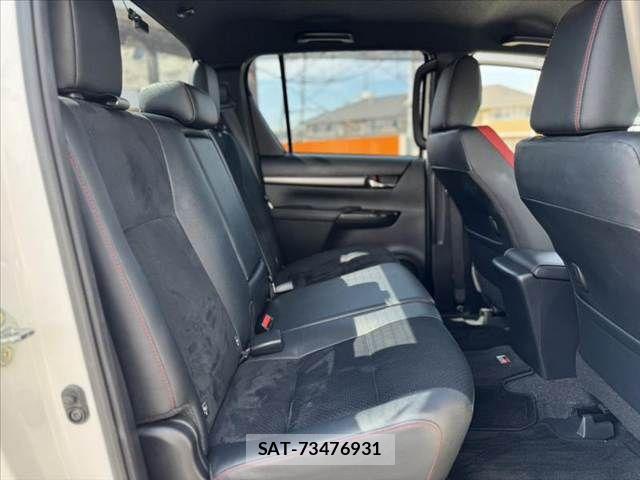 Toyota HILUX 2023-07 8314757-18