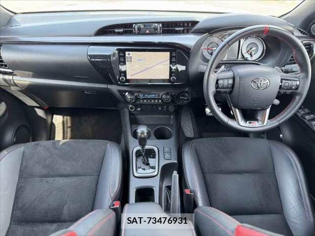Toyota HILUX 2023-07 8314757-1