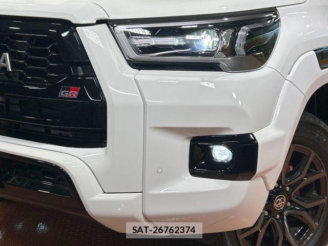 Toyota HILUX 2022-10 8314753-11