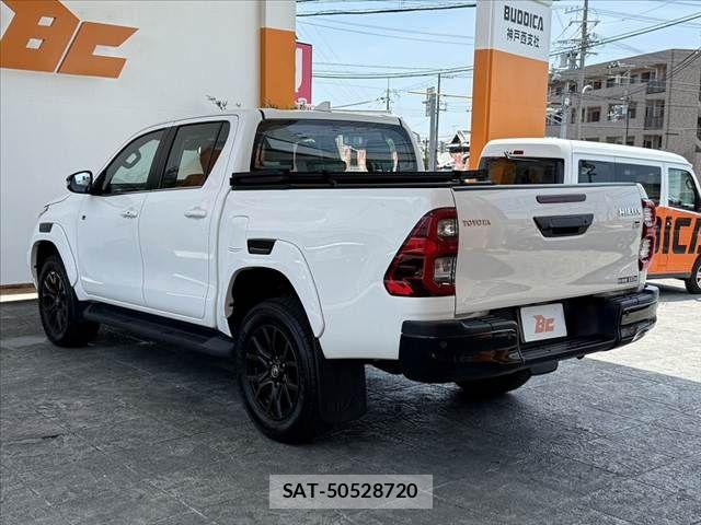 Toyota HILUX 2023-09 8314755-12