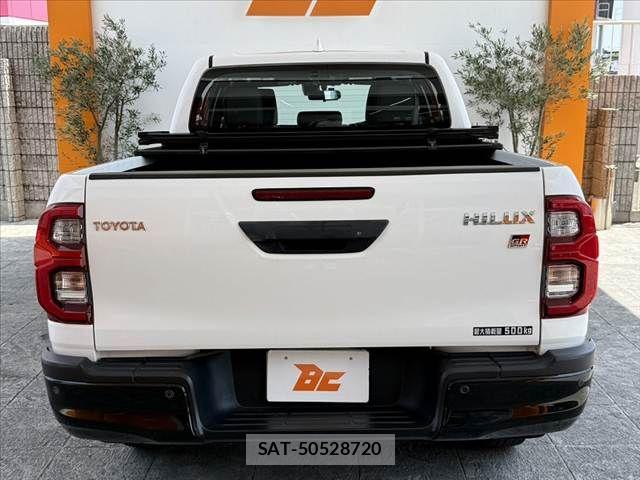 Toyota HILUX 2023-09 8314755-13