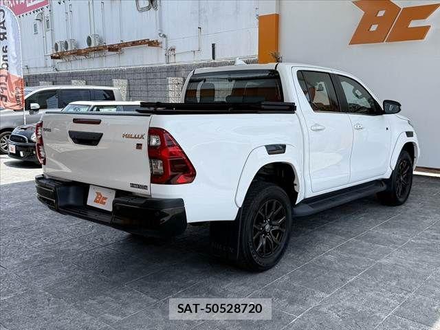 Toyota HILUX 2023-09 8314755-14