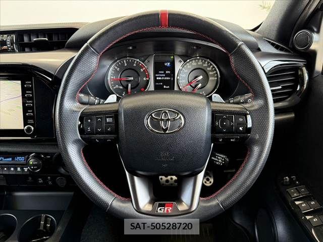 Toyota HILUX 2023-09 8314755-20