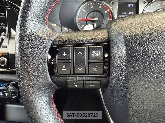 Toyota HILUX 2023-09 8314755-23